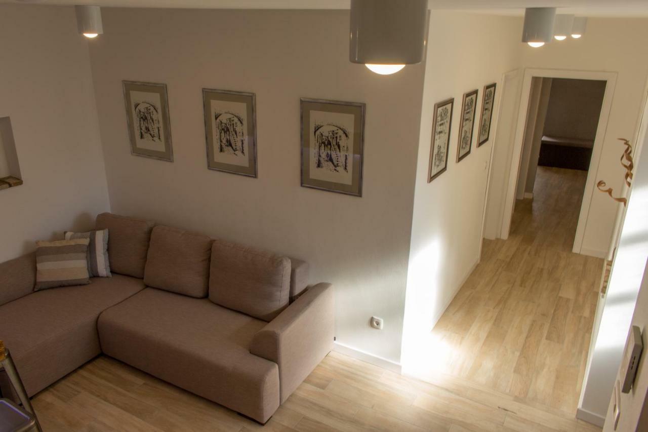 Apartment Old Town Mariolina Veglia Exterior foto