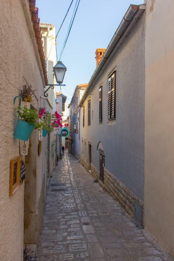 Apartment Old Town Mariolina Veglia Exterior foto